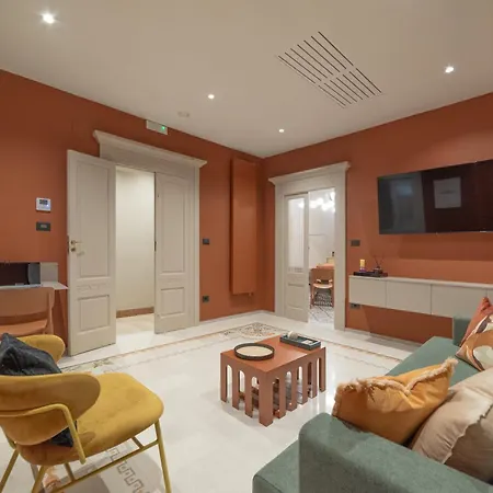 Loft 216 *